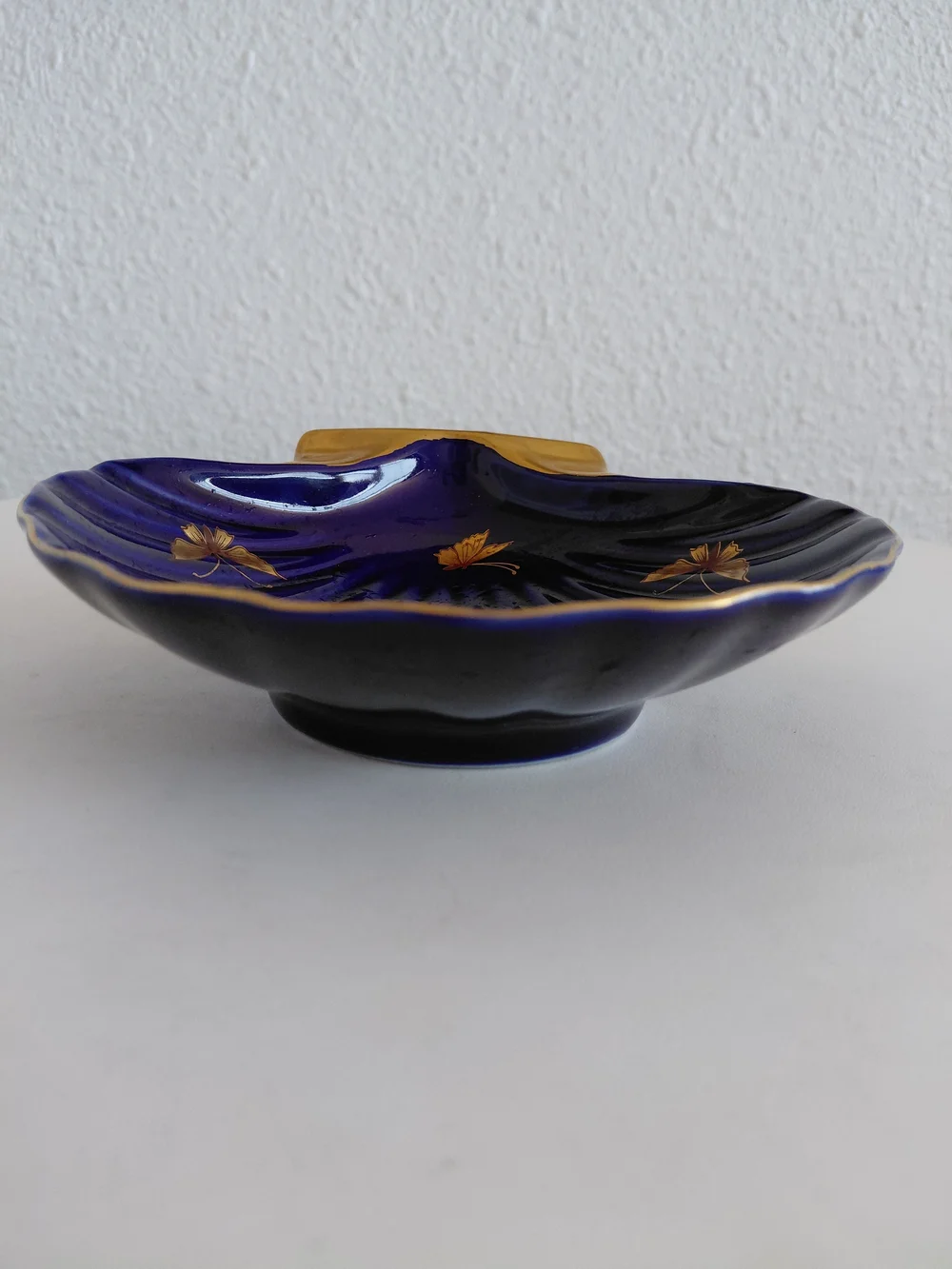 Cobalt Blue Scallop Shell Decorative Dish with Gold Accents